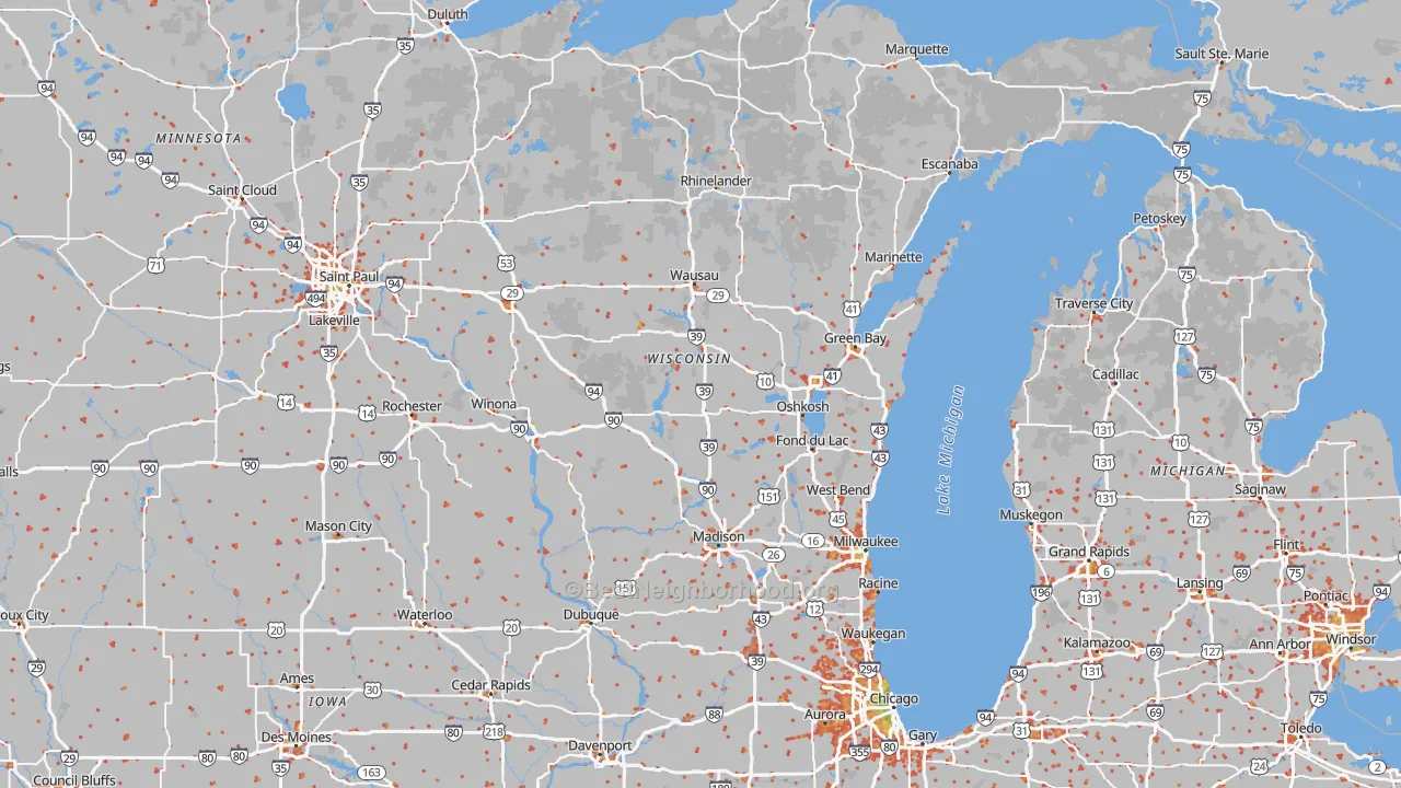 Walk Grade map of Wisconsin, walkable areas in green and car-dependent areas in red