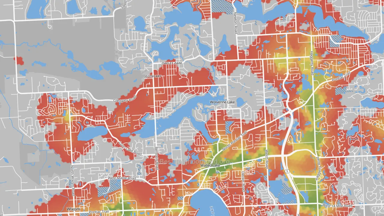 Walk Grade map of Wolverine Lake, MI, walkable areas in green and car-dependent areas in red