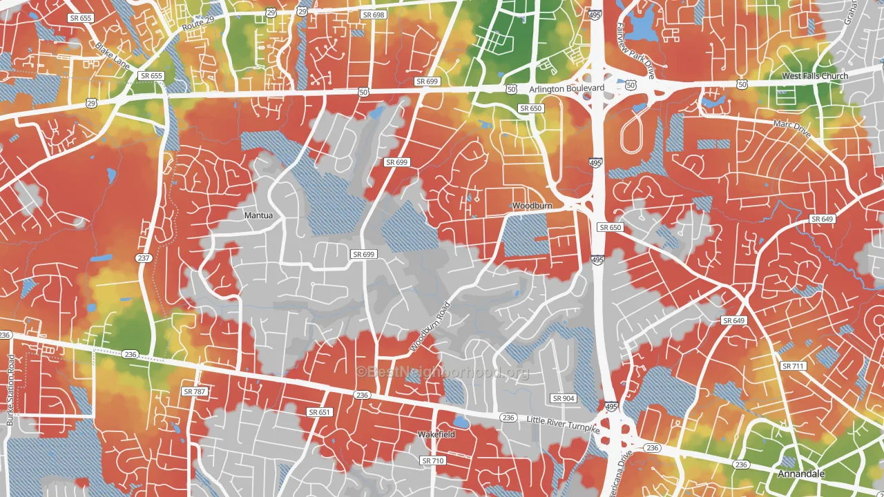 Walk Grade map of Woodburn, VA, walkable areas in green and car-dependent areas in red