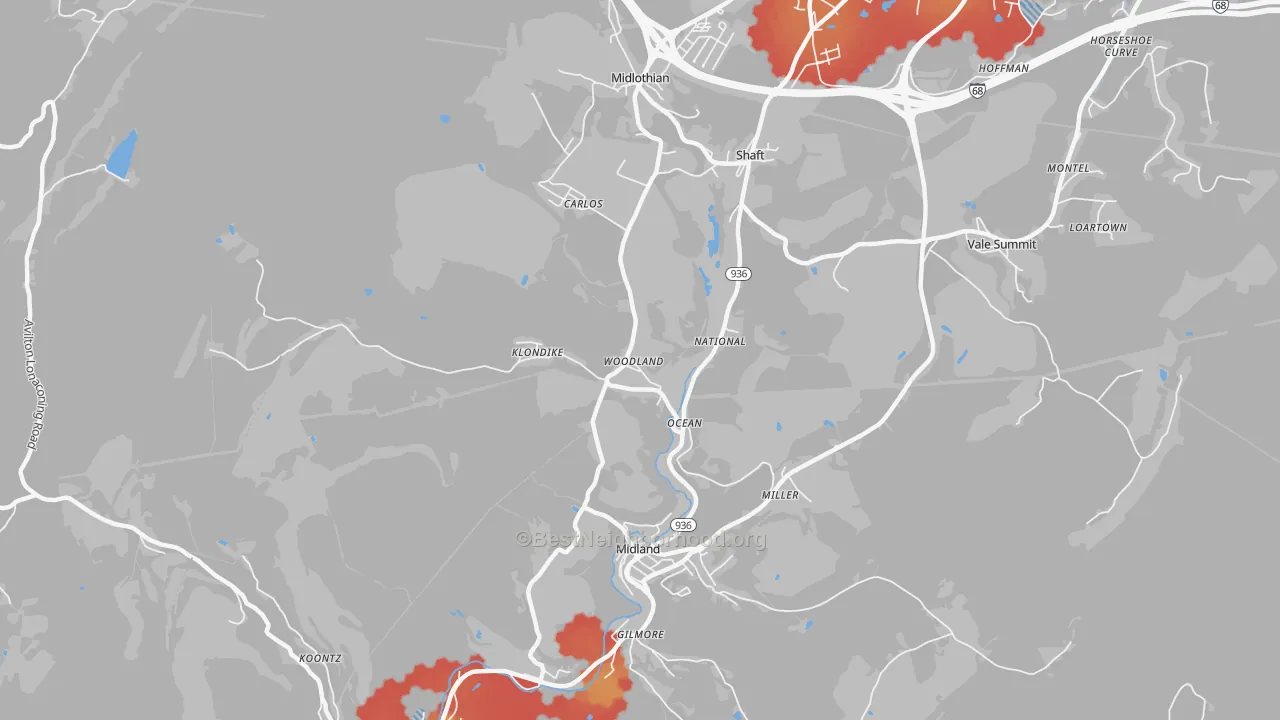 Walk Grade map of Woodland, MD, walkable areas in green and car-dependent areas in red