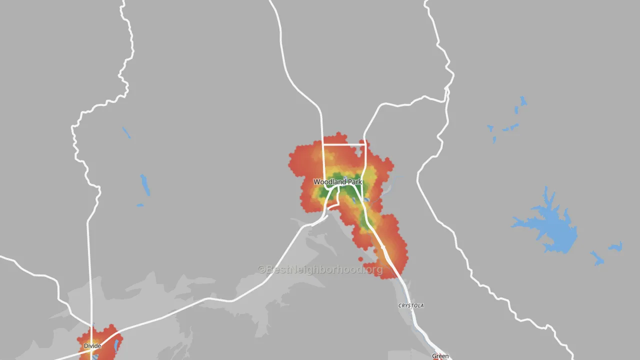Walk Grade map of Woodland Park, CO, walkable areas in green and car-dependent areas in red