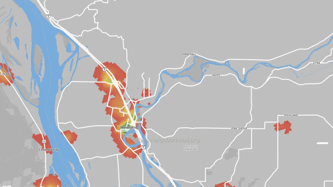 Walk Grade map of Woodland, WA, walkable areas in green and car-dependent areas in red
