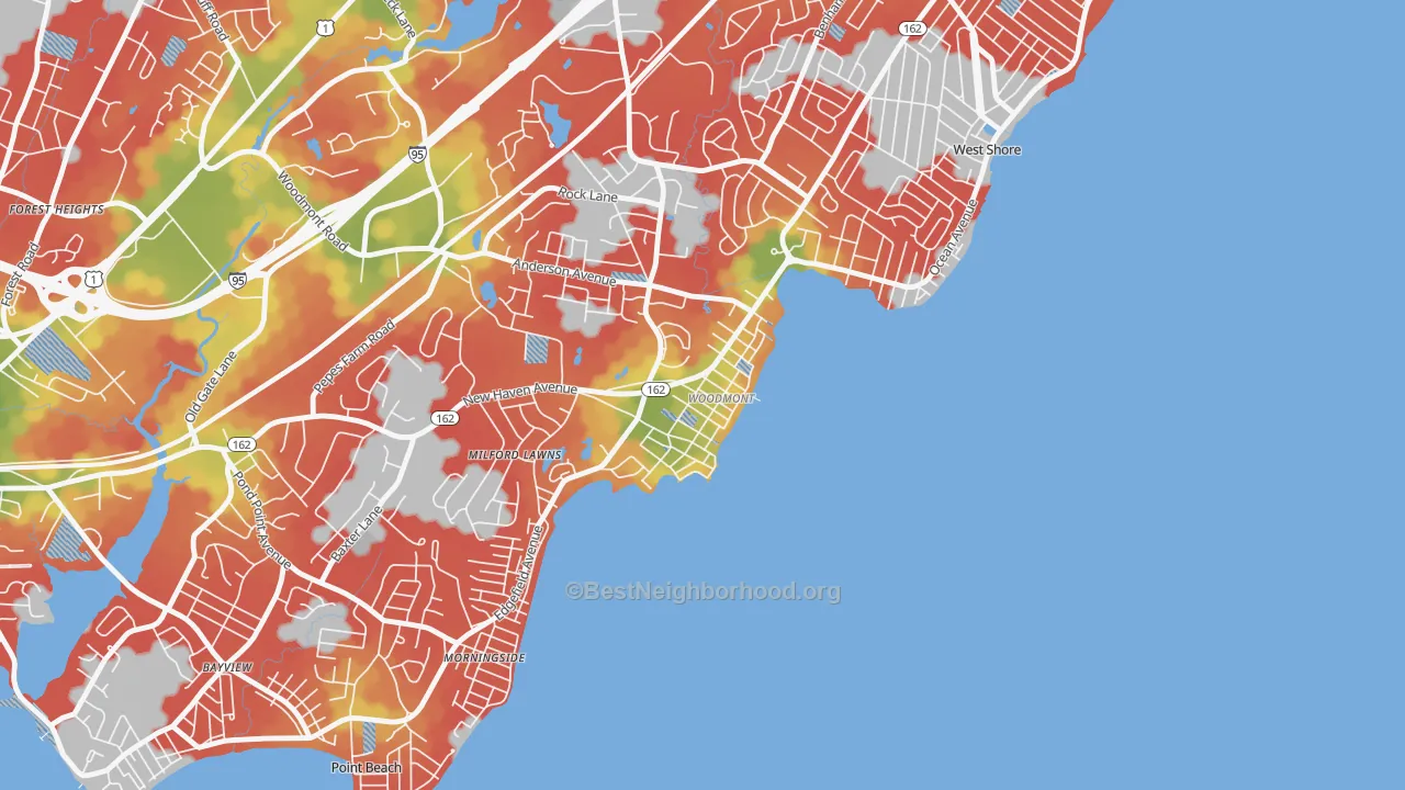 Walk Grade map of Woodmont, CT, walkable areas in green and car-dependent areas in red