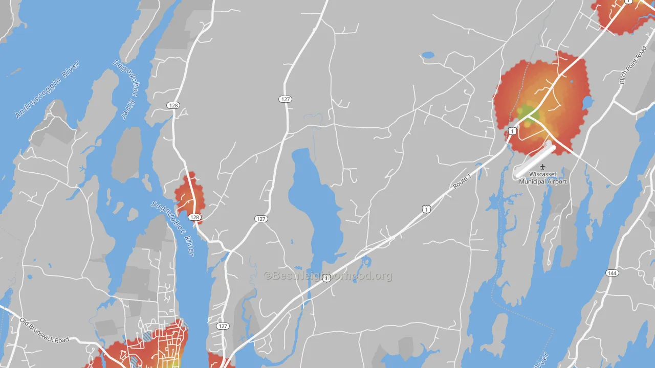Walk Grade map of Woolwich, ME, walkable areas in green and car-dependent areas in red