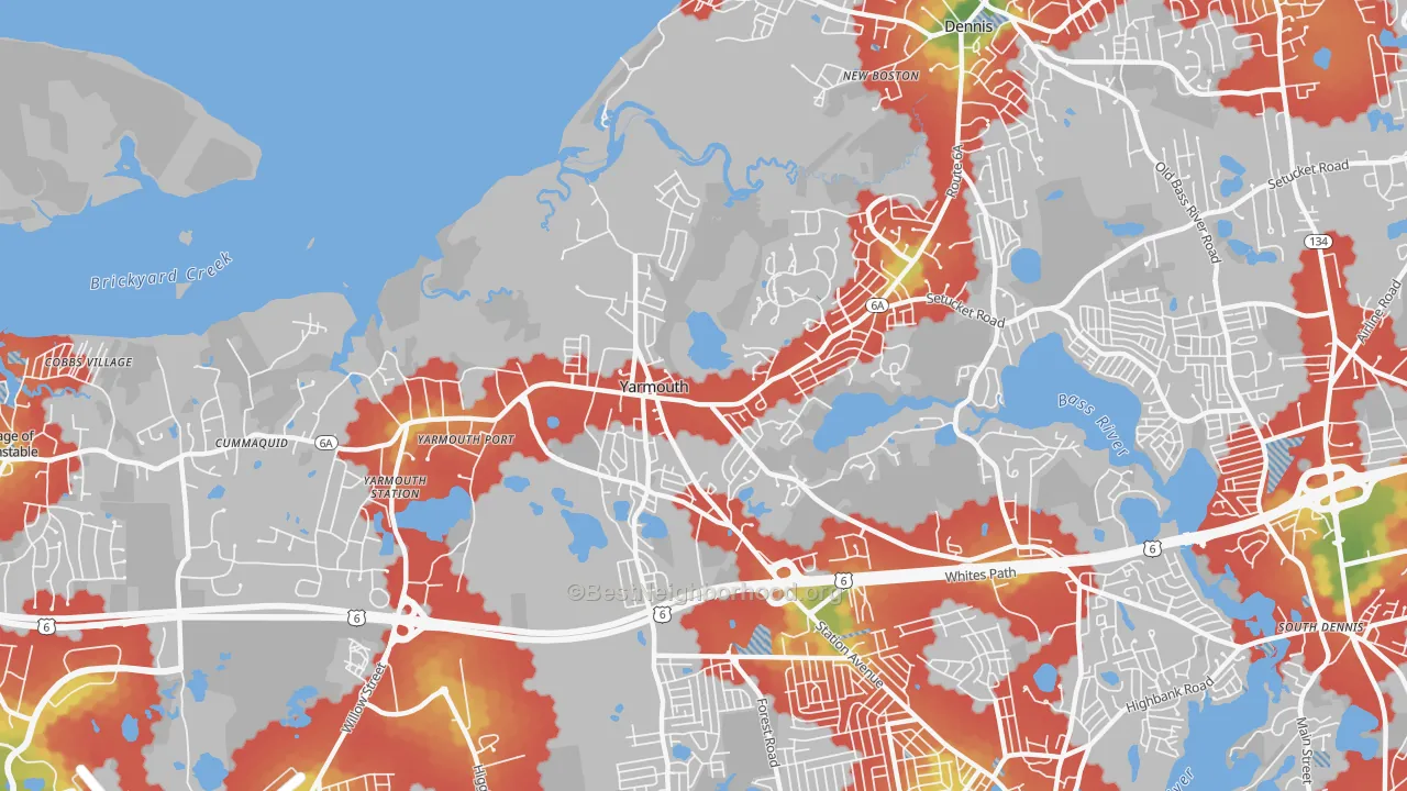 Walk Grade map of Yarmouth Port, MA, walkable areas in green and car-dependent areas in red