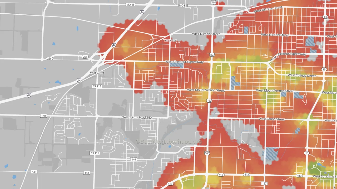 Walk Grade map of Young-Lilly, Springfield, MO, walkable areas in green and car-dependent areas in red