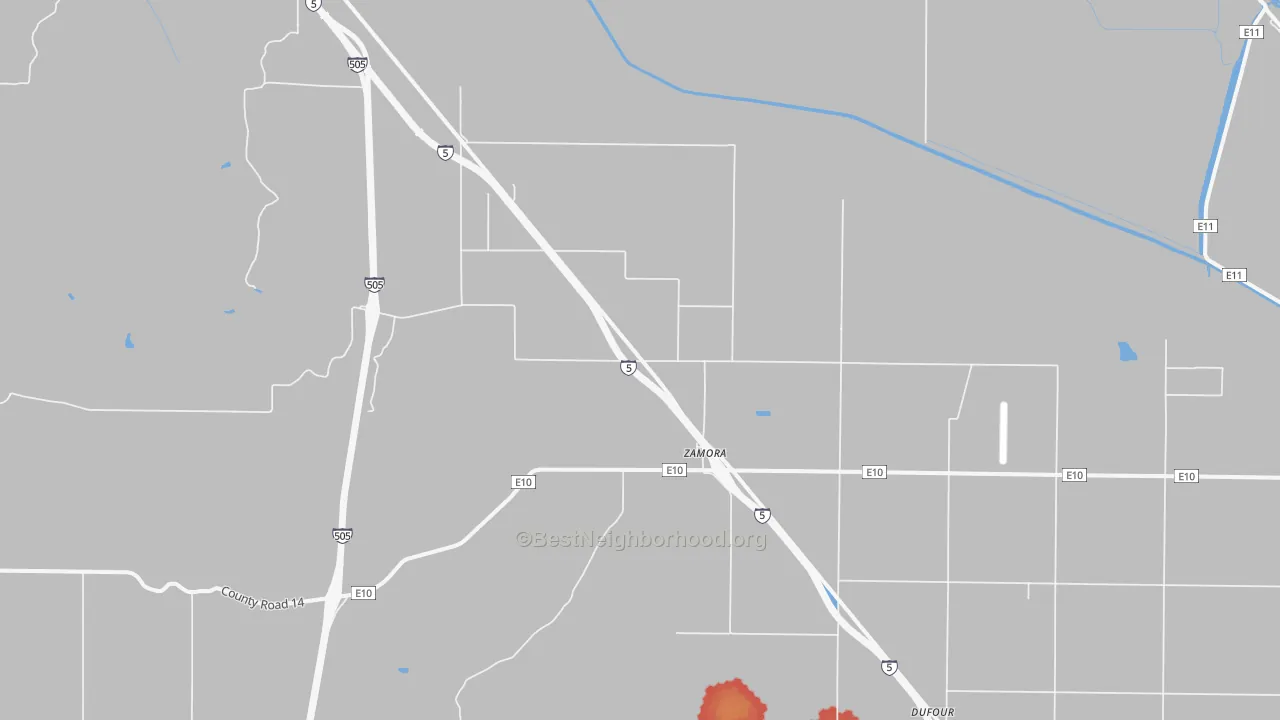 Walk Grade map of Zamora, CA, walkable areas in green and car-dependent areas in red