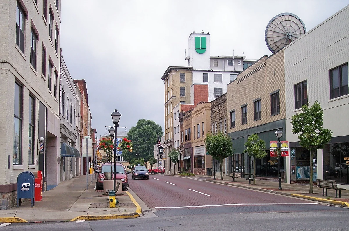 Main Street as viewed from Kanawha Street in downtown Beckley, West Virginia