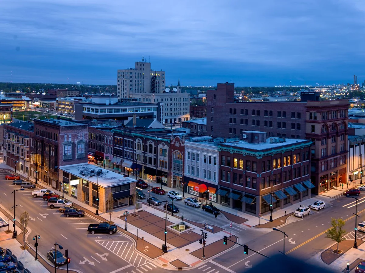 An aerial shot of the city of downtown district of Decatur, IL