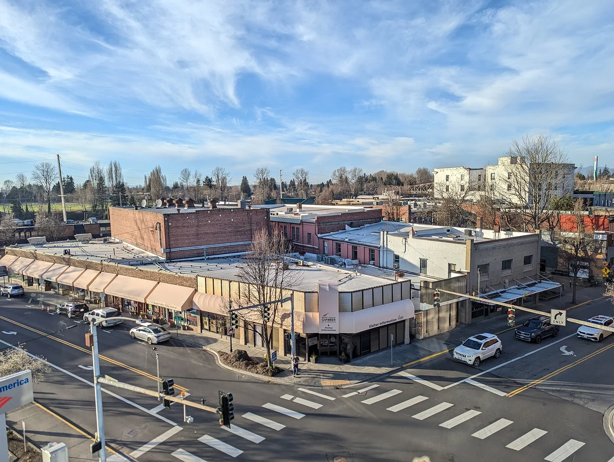 A view of downtown Mount Vernon, Washington from the roof of the Mount Vernon Library Commons, a public library and parking garage