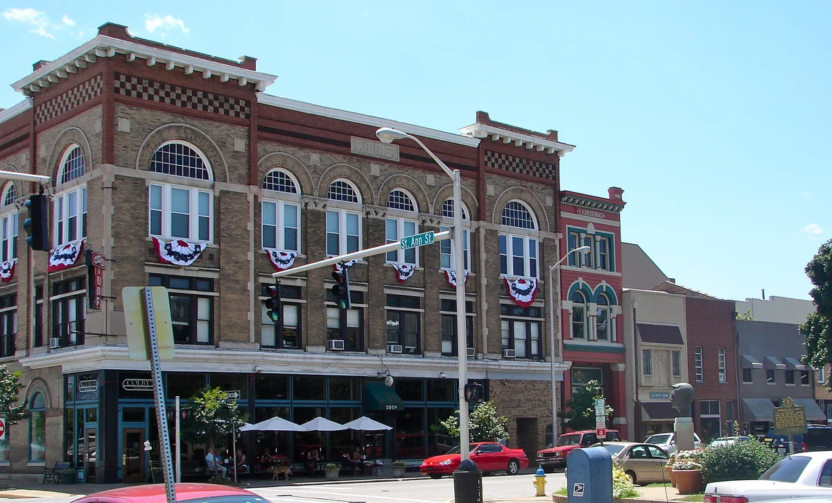 Corner of West 3rd and St. Ann Streets in Owensboro, Kentucky