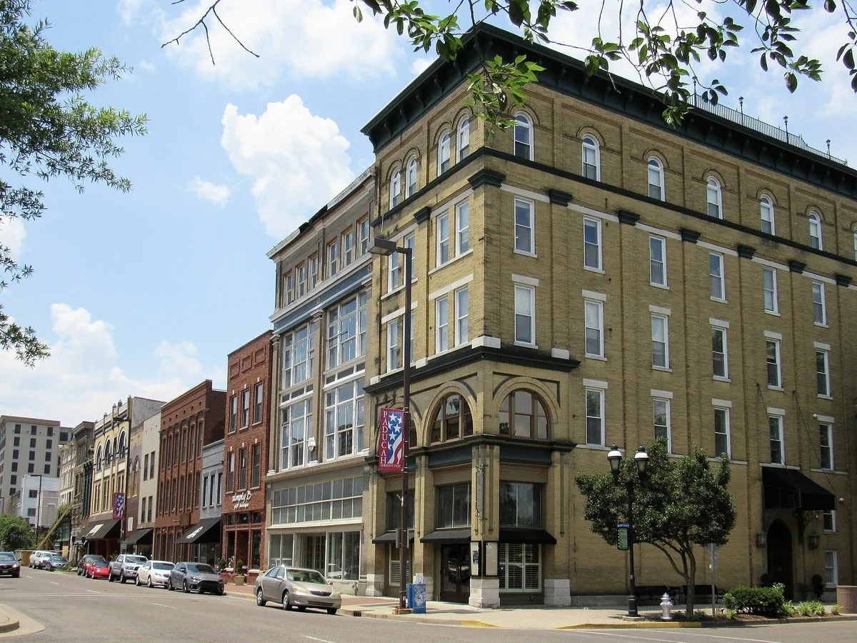 Buildings on Broadway in Paducah, Kentucky