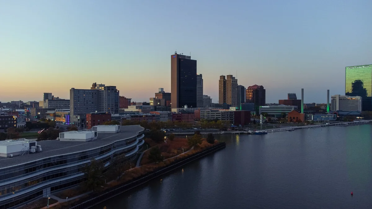 Toledo, OH